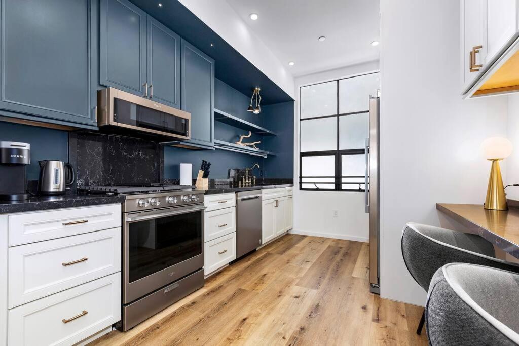 4br Modern & Spacious Townhouse W/ Free Parking Apartamento *